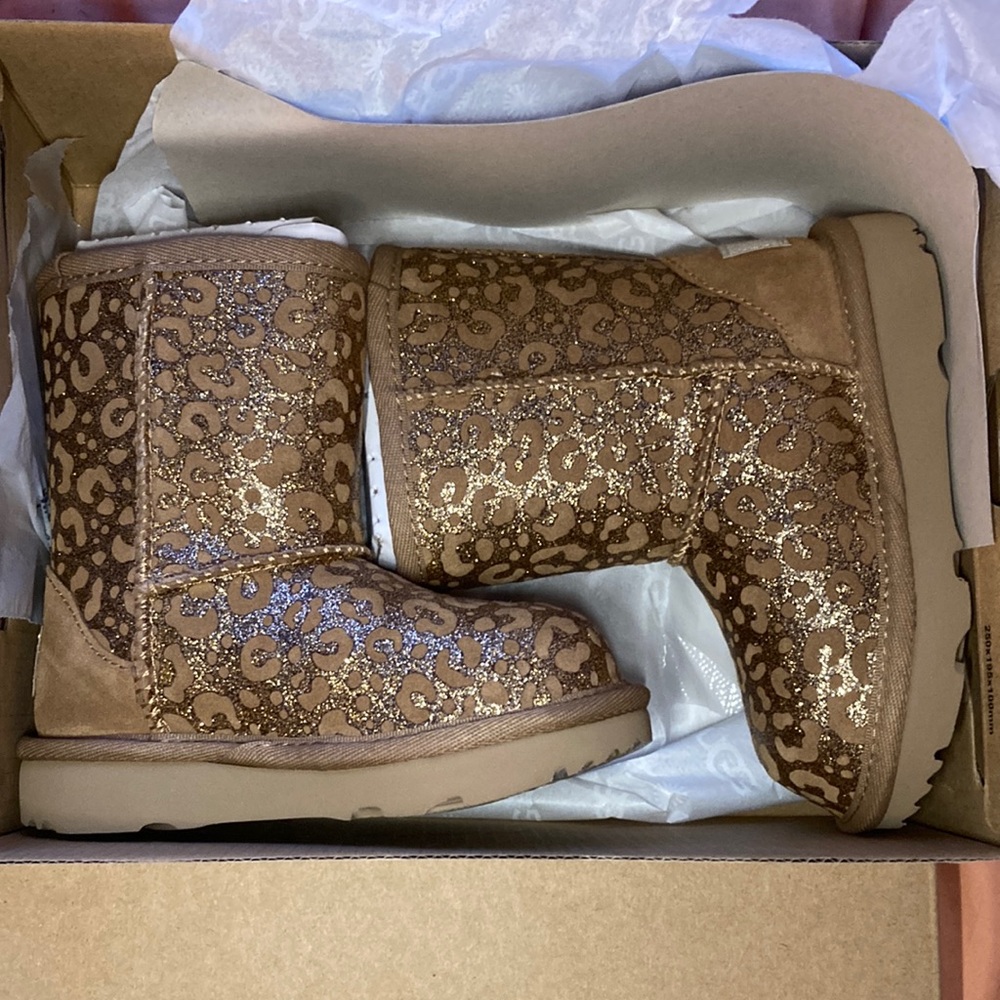 Toddler Girls Ugg Boots - NWT